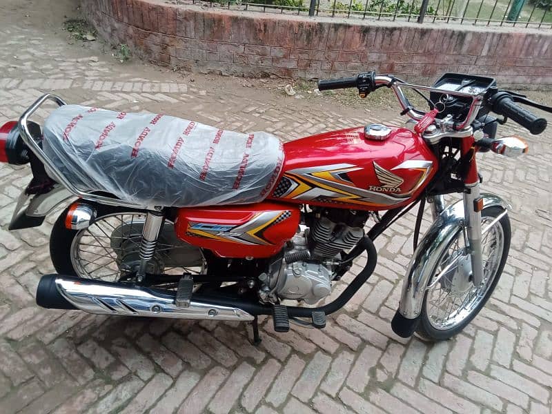 Honda 125 like new 5