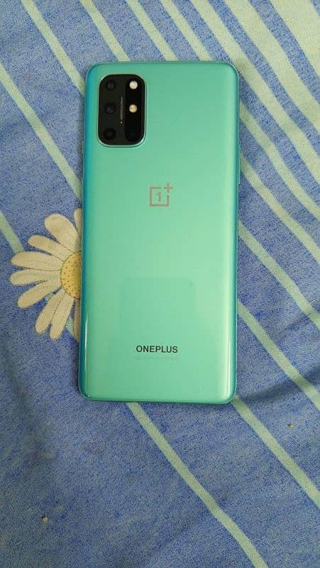 One Plus 8T 12/256 2