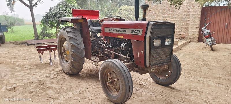 Massey Ferguson 240 0