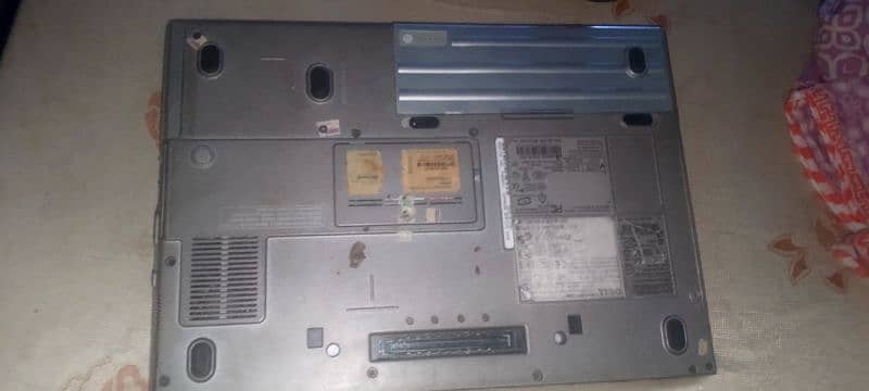 Dell Laptop 0