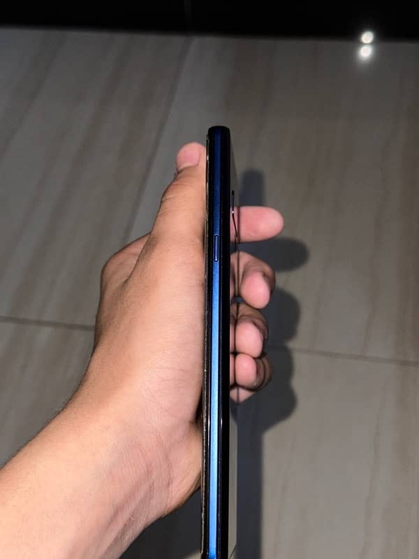 Sumsung galaxy note 9,128gb 4