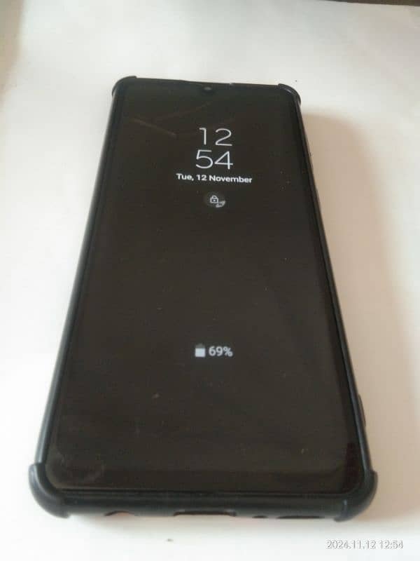 Samsung glaxy A31 ,,4gb rom ,,128gb memory 2