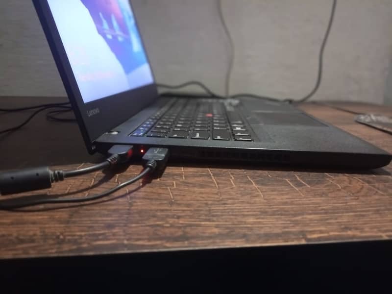 Lenovo Thinkpad T470, Core i7 6th Generation, 8GB RAM, 256 SSD 4