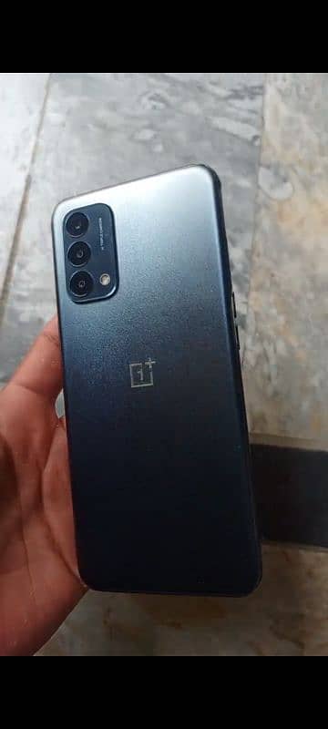 OnePlus n200 lush new condition 10/10 box charger cover 3