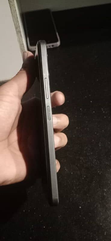 vivo y17s 6/128 5