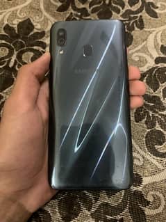 Samsuang Galaxy A30