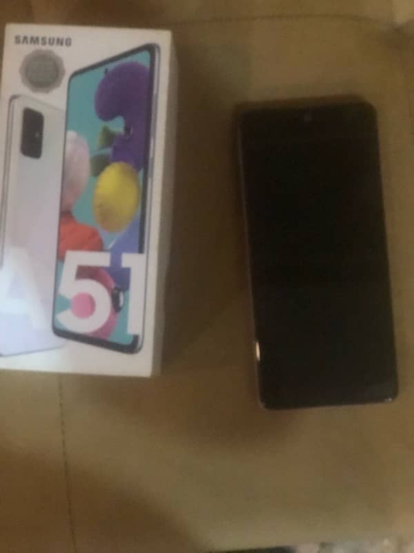 Samsung a51 1