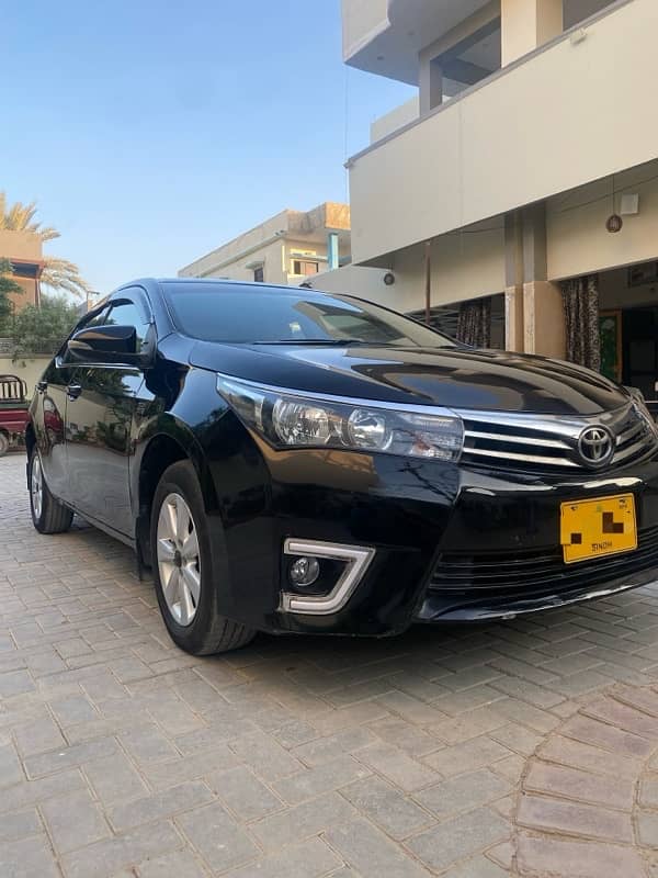 Toyota Corolla Altis 2015 1