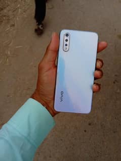 vivo s 1