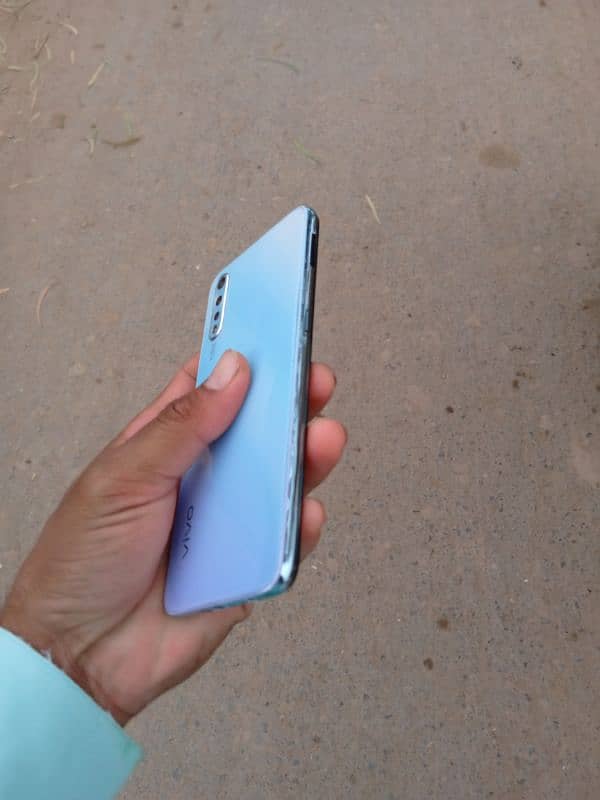 vivo s 1 1