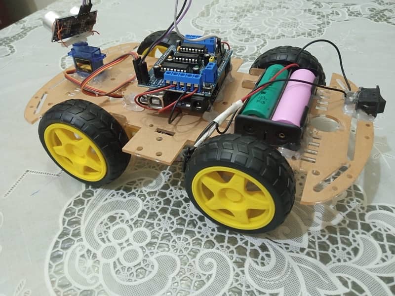 Arduino Obstacle Avoiding Car 4 Wheel Full Working 2