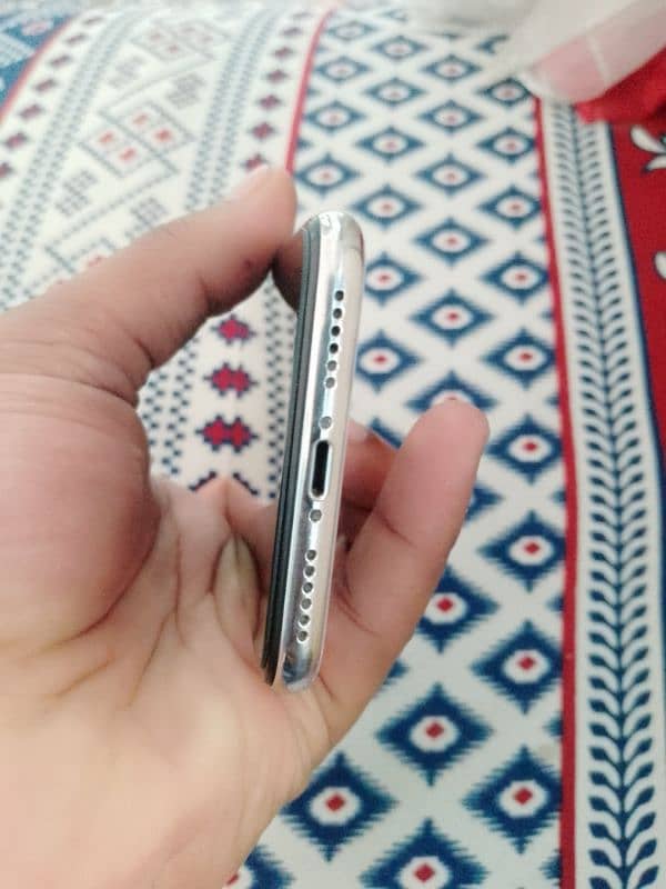 iphone x mint condition non pta 4