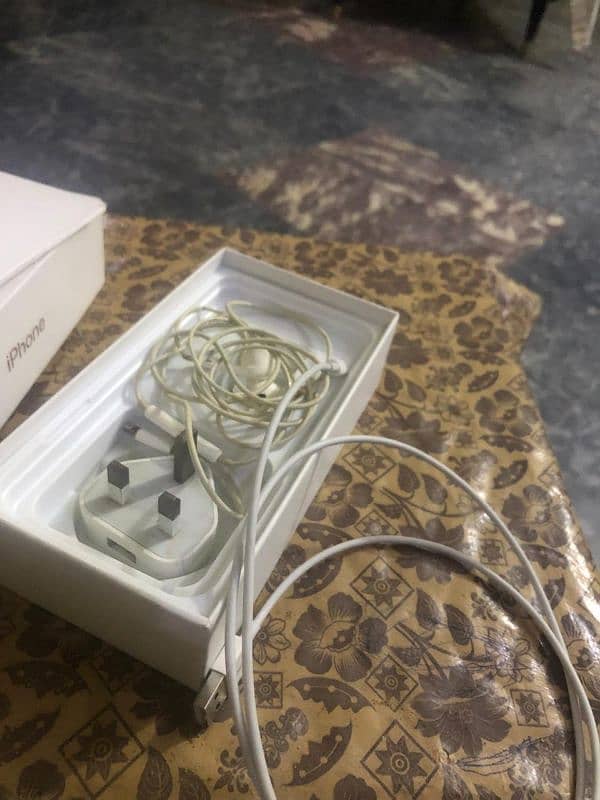 iphone XS MAX in good Condition 7