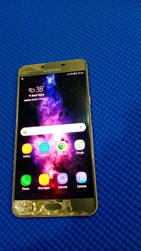 Samsung Galaxy C7 with (4gb ram/64gb storage) 3