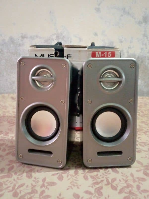 M_15 mini digital speaker 0