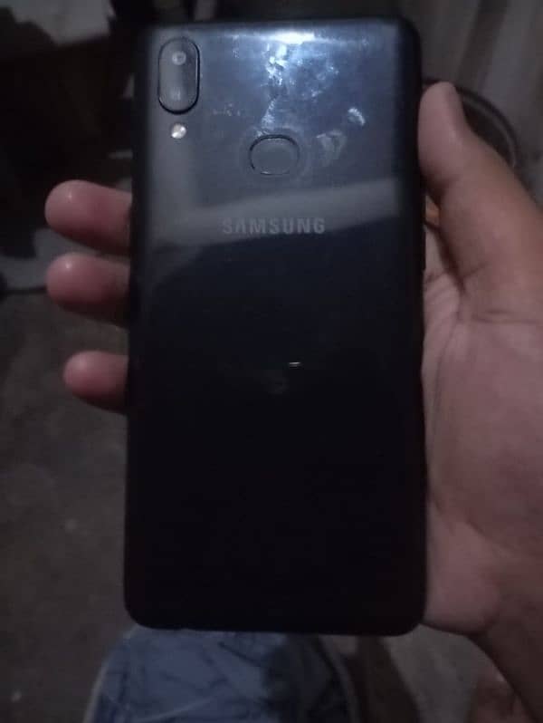 Samsung a10s 4