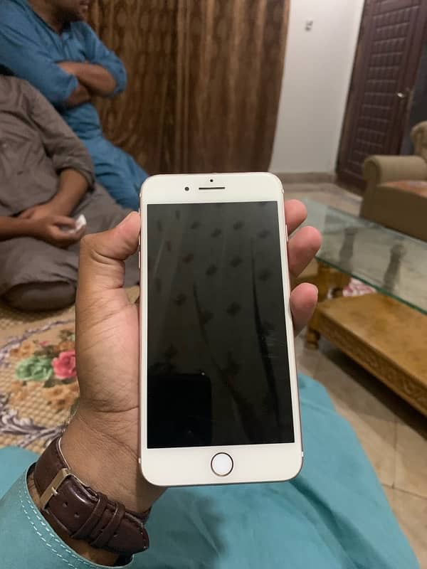 iphone7plus PTA poroved 256gb condation 10/10 all ok only betry chng 5