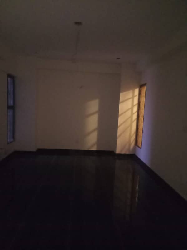 3 BED DD APARTMENT FOR RENT IN PECHS BLOCK 2 SHARAH E QAIDEEN 2