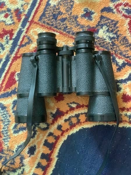 BINOCULARS   TWO 6