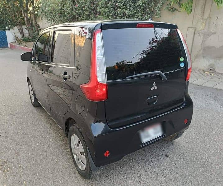 Mitsubishi Ek Wagon 2015 3