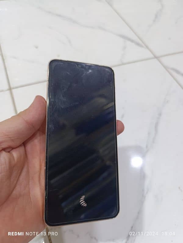 Vivo V23 5G 8 / 256 Used 0