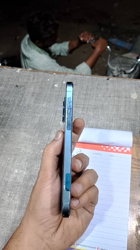 I phone 12pro 2