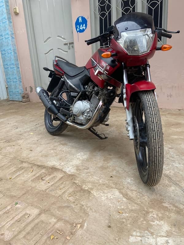 Ybr 125 Esd 8