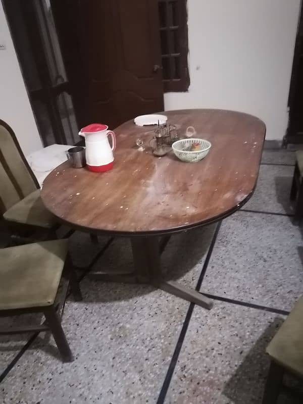 Dining table with Chairs 1