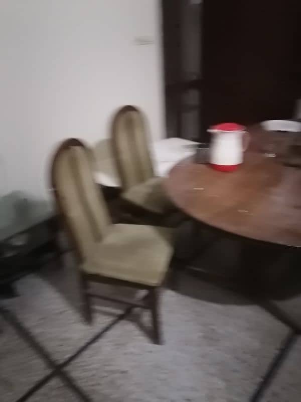 Dining table with Chairs 2