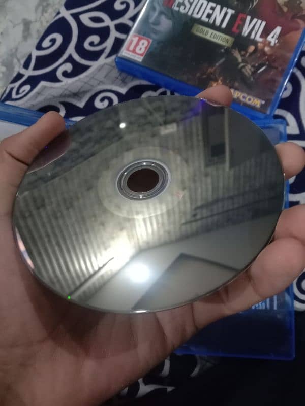 Resident Evil 4 Gold Edition,Last of Us Part 1 Ps5 9