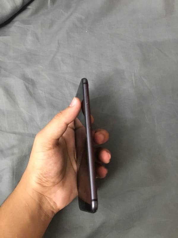 iPhone 8 Plus 64 gb non pta condition 10 by 10 3