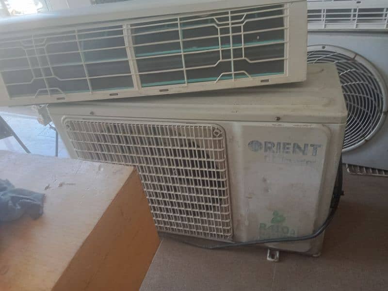 orient AC DC invertor 2