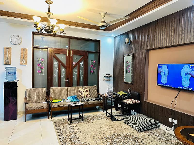 FACING PARK FULLY FURNISHED SUPERB LOCATION HOUSE AVAILABLE FOR SALE IN WAPDA TOWN - BLOCK J3 1