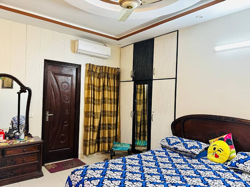 FACING PARK FULLY FURNISHED SUPERB LOCATION HOUSE AVAILABLE FOR SALE IN WAPDA TOWN - BLOCK J3 20