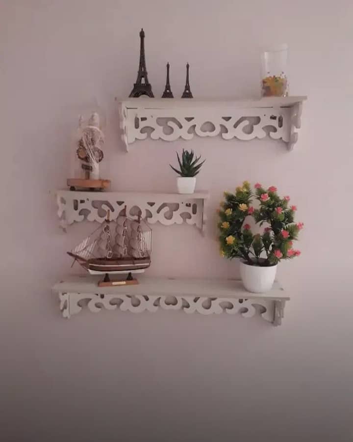 Wall mounted wooden shelves fixed price 4