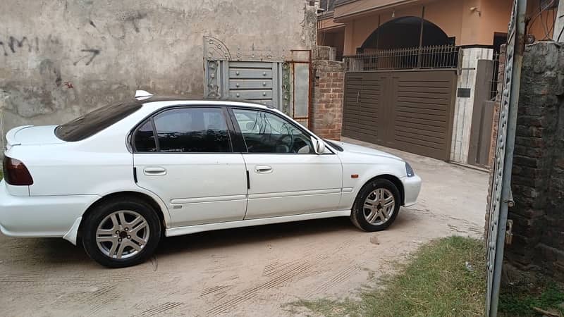 Honda Civic EXi 2000 17