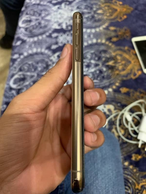 i phone XS 64 GB non pta 2