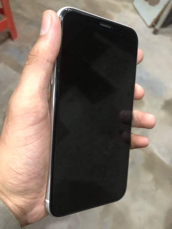 iphone xr 82% orignal battery health waterpack 3