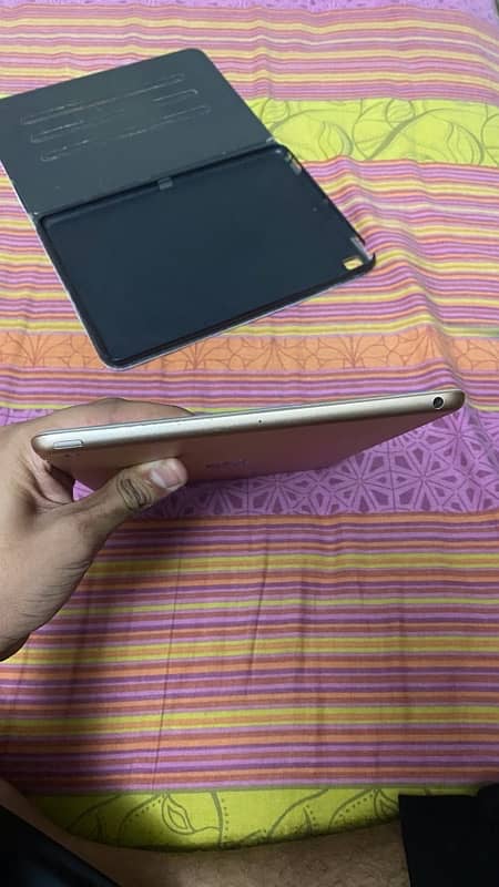 ipad 6th generation 32gb 3