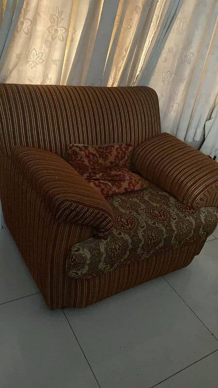 7 seater sofa 0