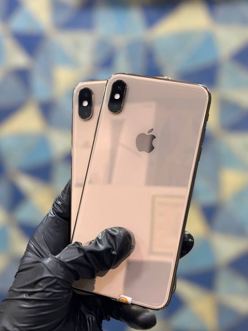 Apple iphone Xs Max  256GB 0