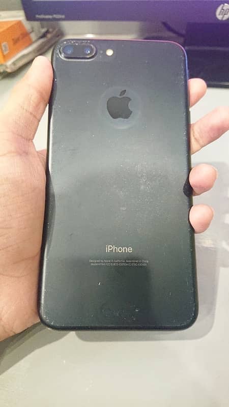 iPhone 7 Plus 128GB pta approved 3