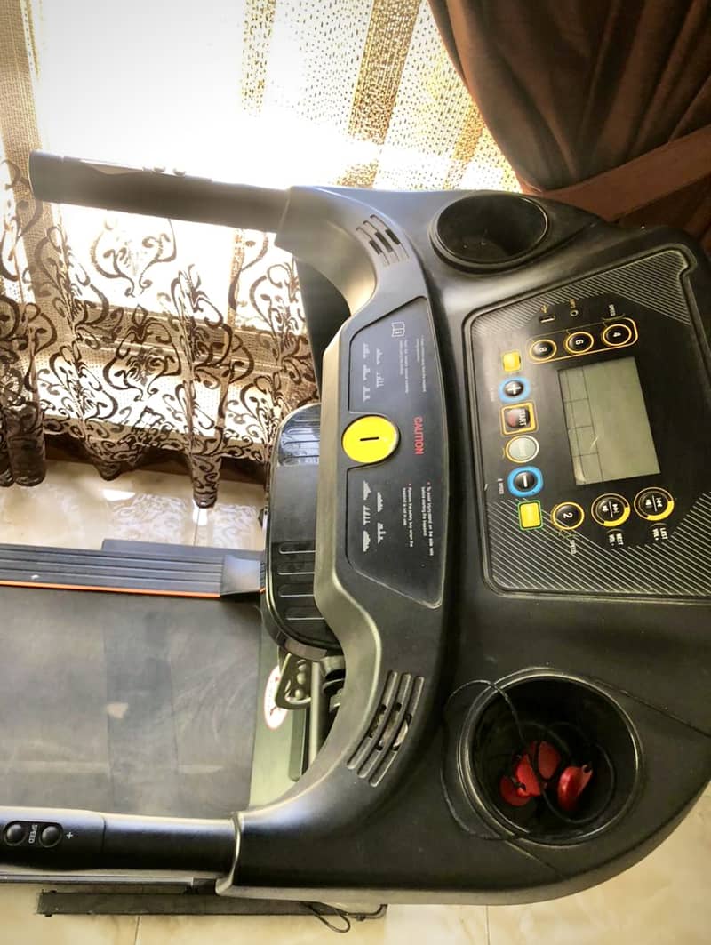 5-steps Treadmill with massager 2