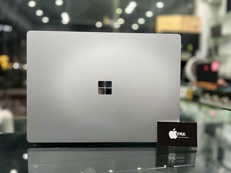 Microsoft Surface Laptop 4 Amd Ryzen 7 8/256GB 0