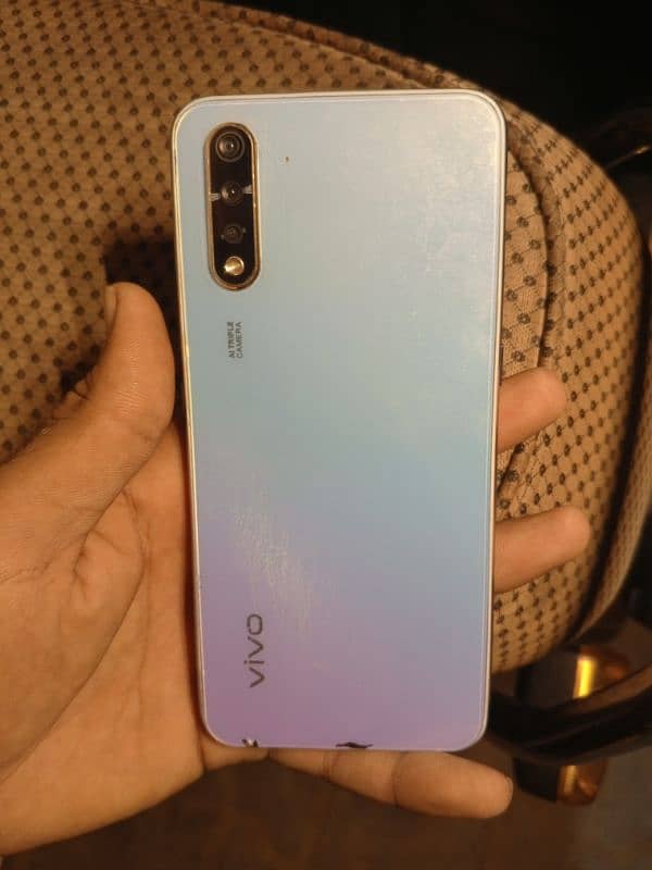 vivo s1 4