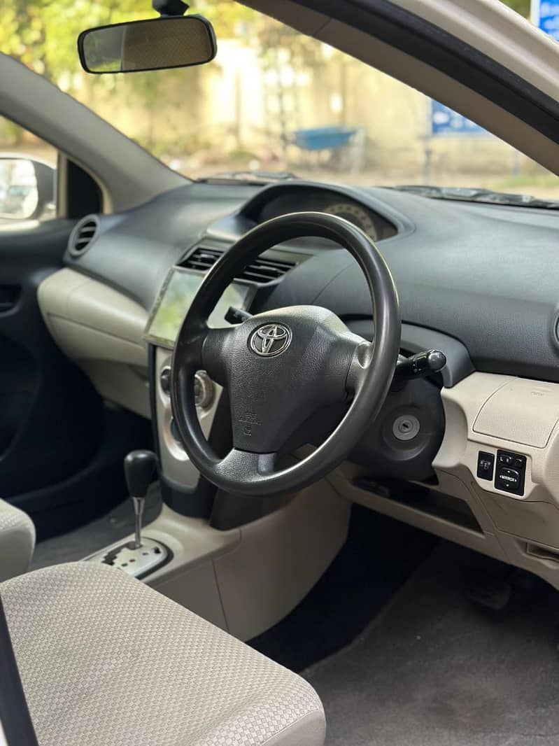 Toyota Belta 2007 13