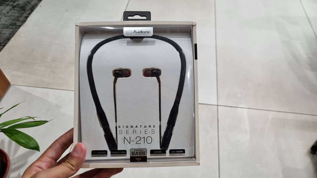 Audionic Signature Series N-210 with extra bass (neckband) 0