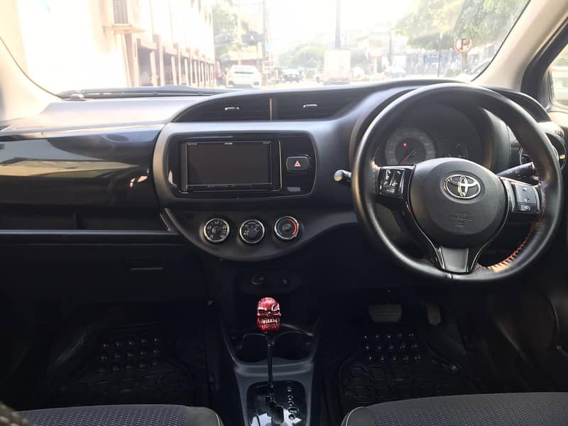 Toyota Vitz 2018 7