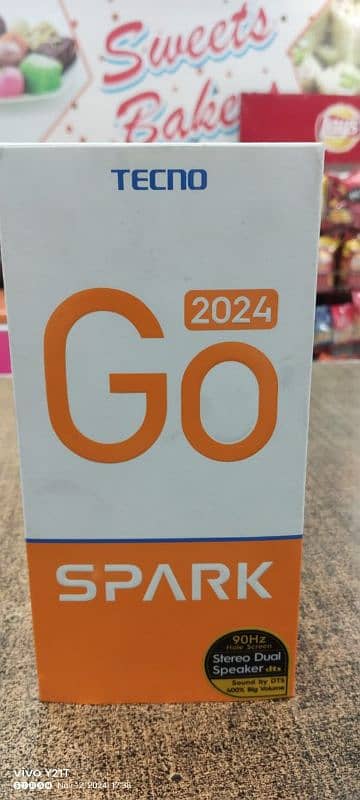 TECNO SPARK GO 2024 (2+2GB RAM)(64GB) 3