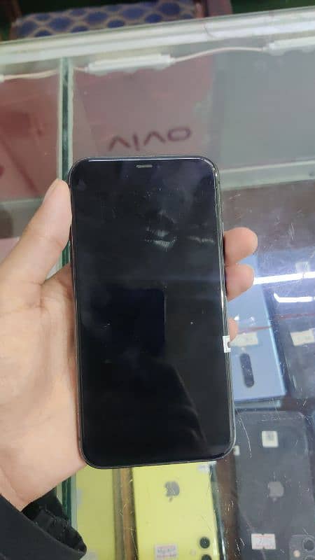 iphone 11 jv 64gb  2 month sim available 97% health no exchange 2